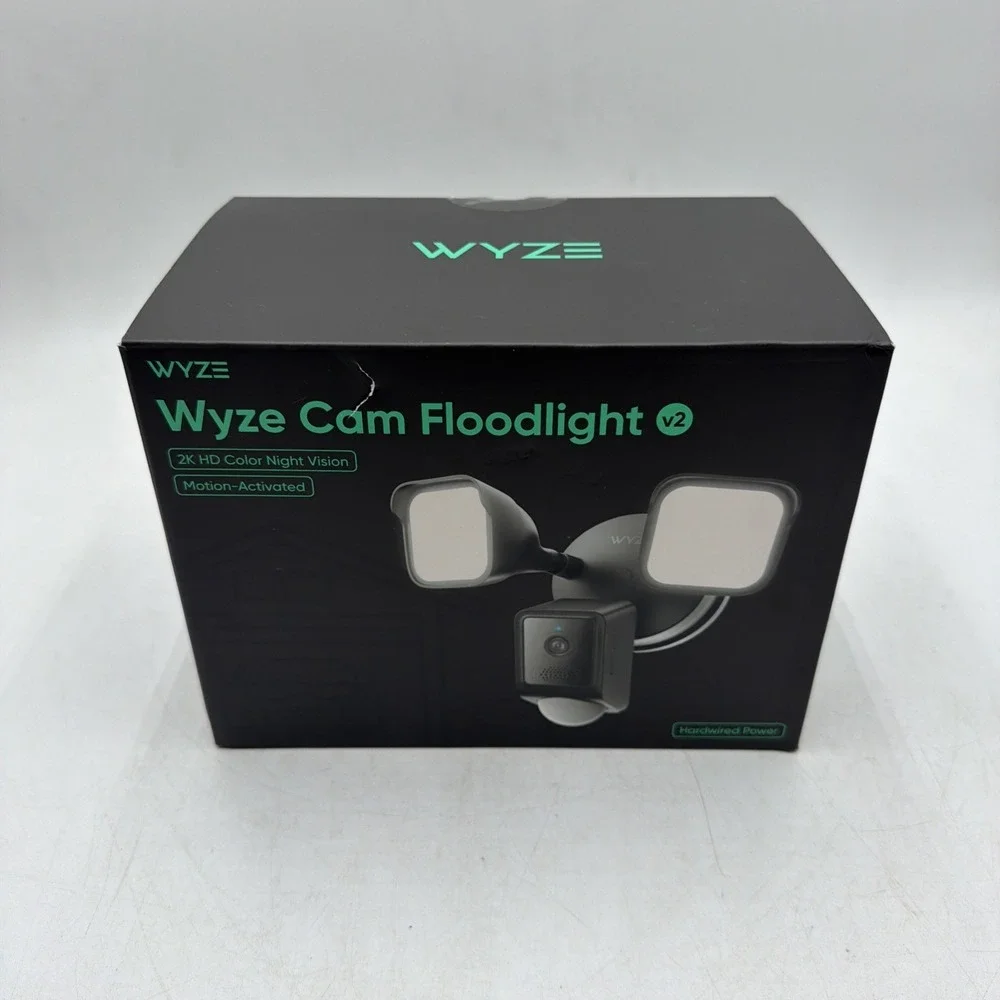 WYZE Wired Outdoor Wi-Fi Floodlight v2 Home Security Camera 2K Video BLACK